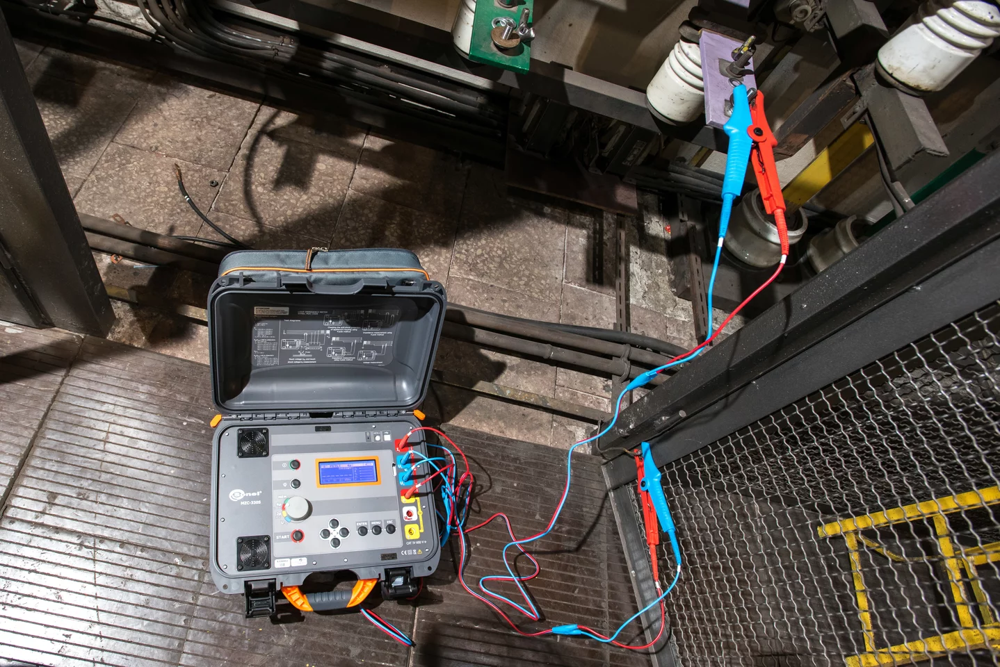 Medidor de la impedancia del bucle de cortocircuito de alta corriente MZC-320S-4-thumbnail