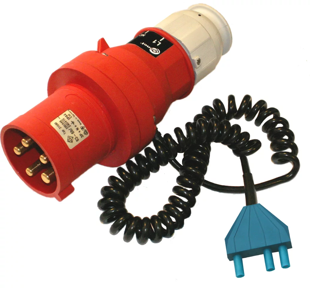 Adapter gniazd trójfazowych 63 A AGT-63-thumbnail