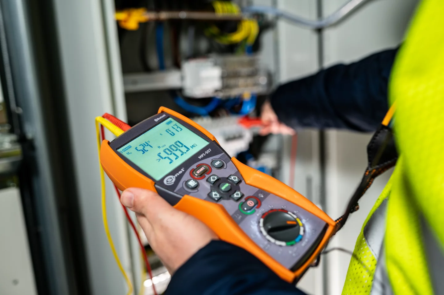 Wielofunkcyjny miernik parametrów instalacji elektrycznej MPI-507-1-thumbnail