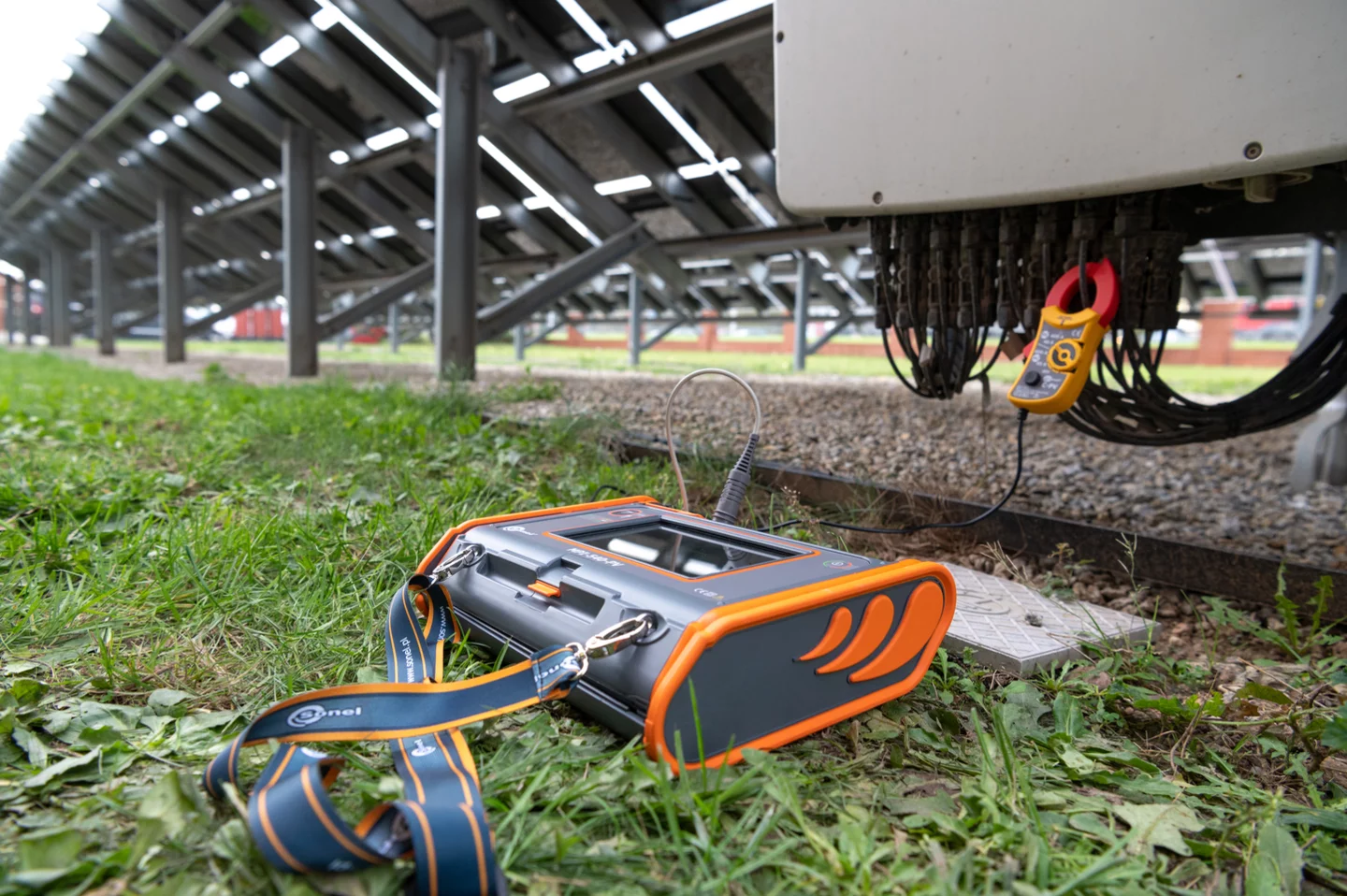 Wielofunkcyjny miernik parametrów instalacji elektrycznych MPI-540-PV-4-thumbnail