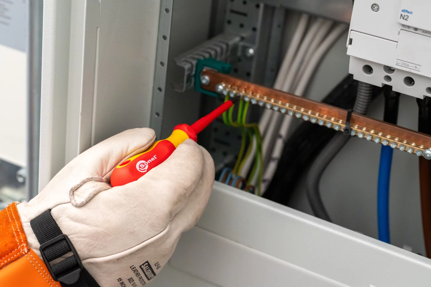 Zestaw wkrętaków 6 sztuk + tester napięcia NZ-2-4-thumbnail