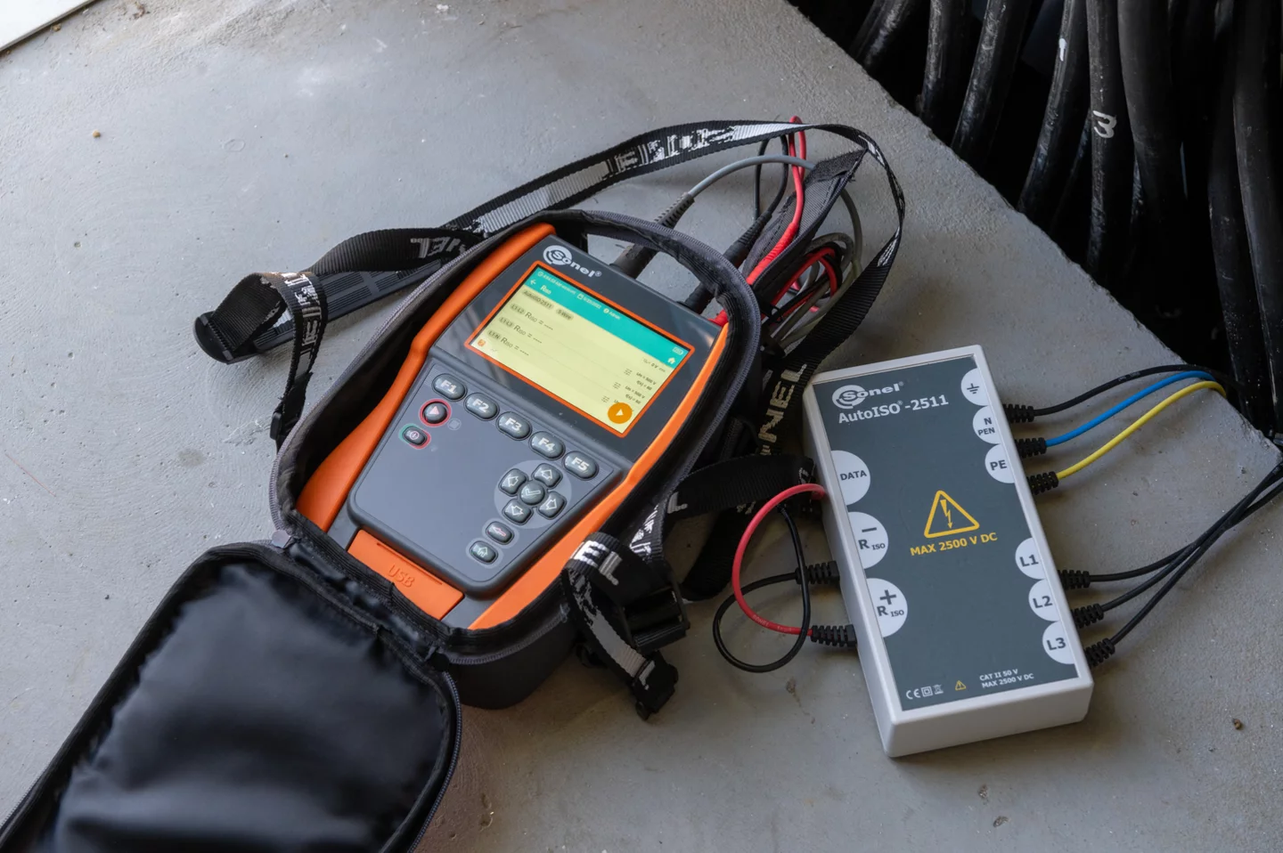 Insulation resistance meter with set for measurements in EPA zones MIC-2511 EPA-2