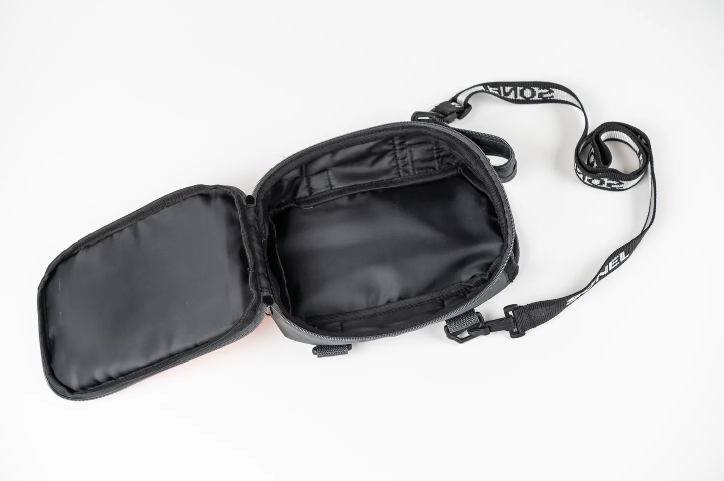 Carrying case M-15-3-thumbnail