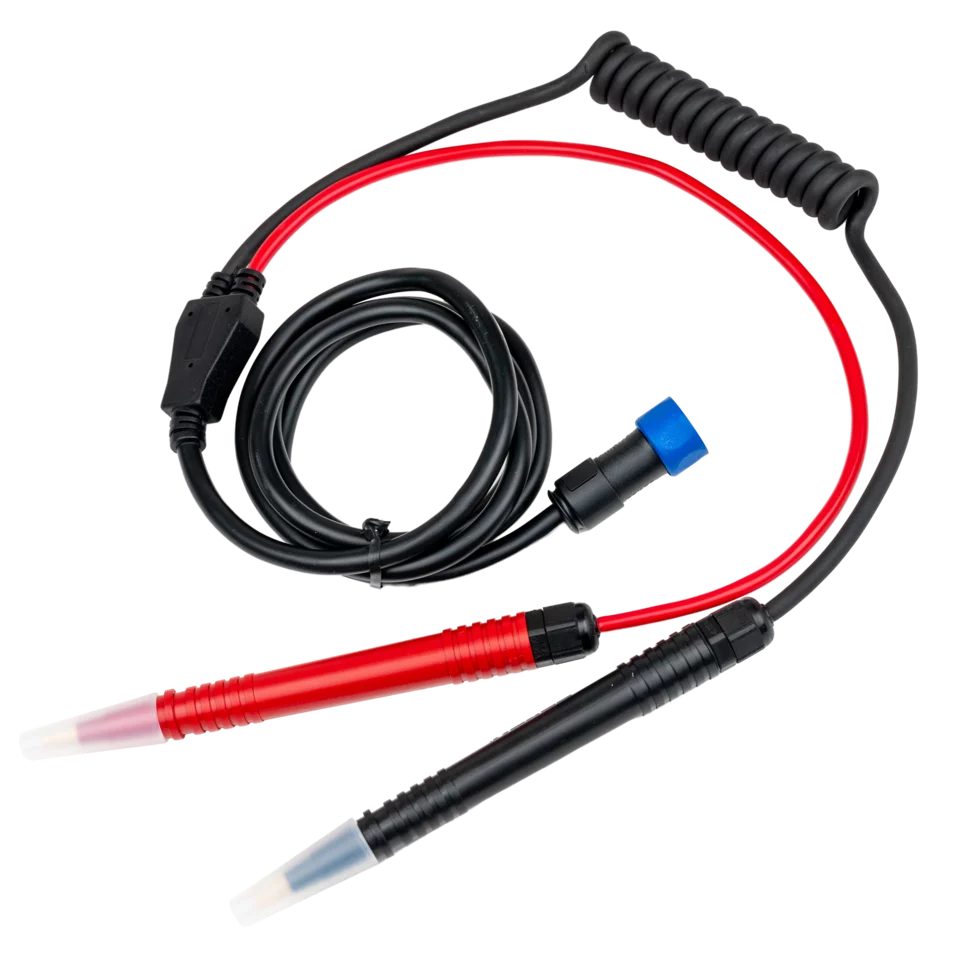 Set of cables for measuring internal impedance