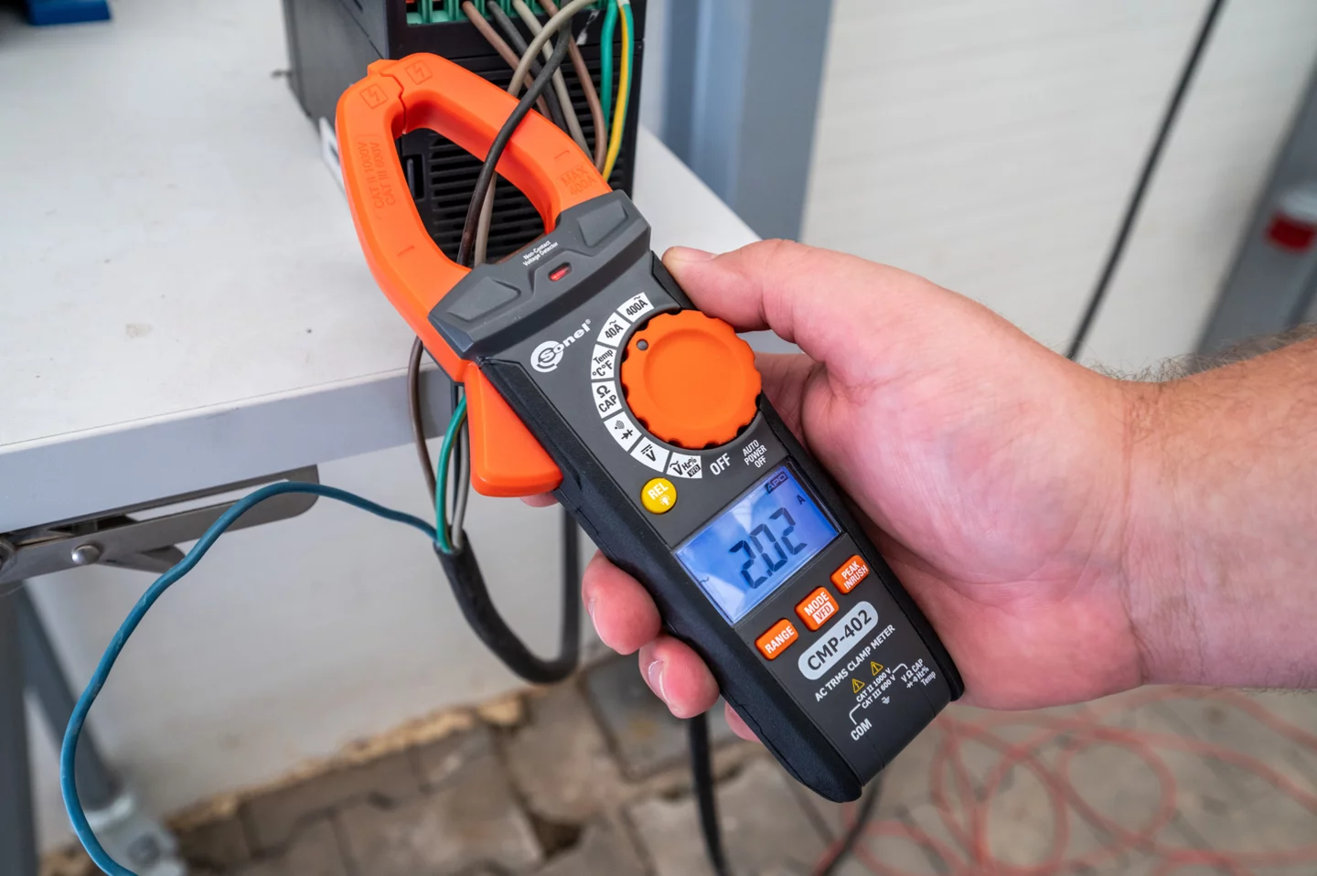 Digital clamp meter CMP-402-4