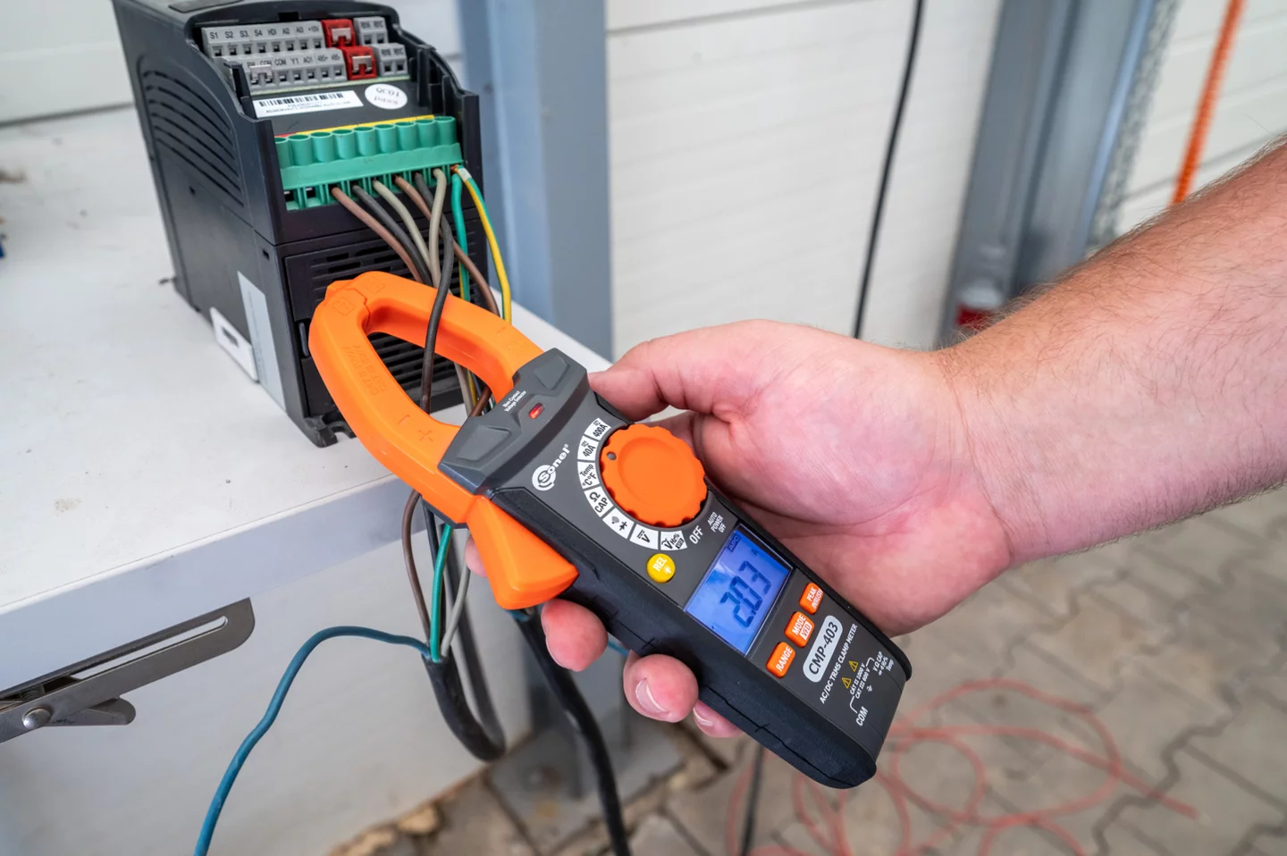 Digital clamp meter CMP-403-4