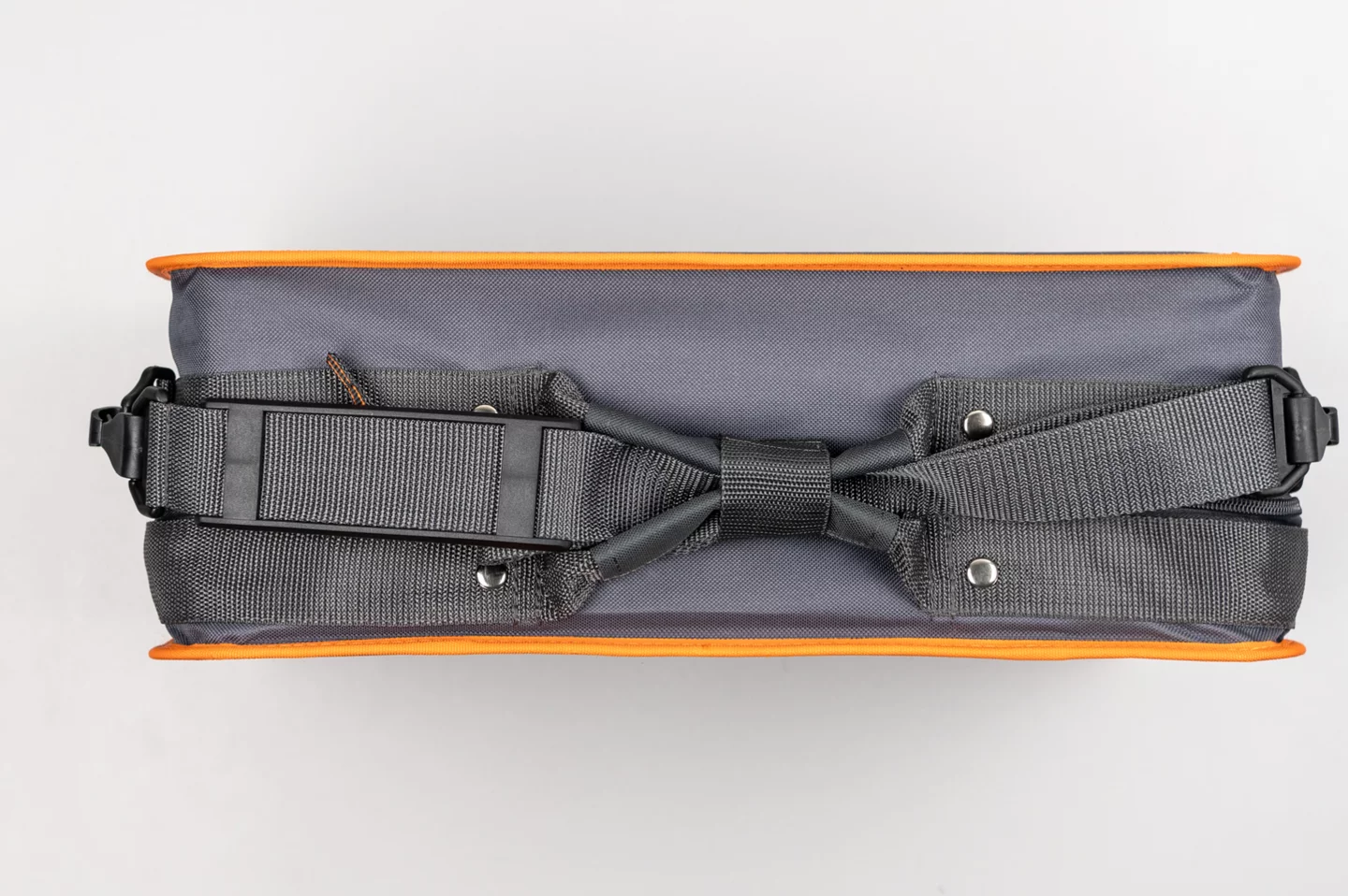 Carrying case L-1-8-thumbnail