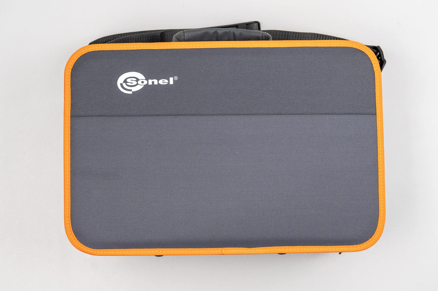 Carrying case L-1-thumbnail