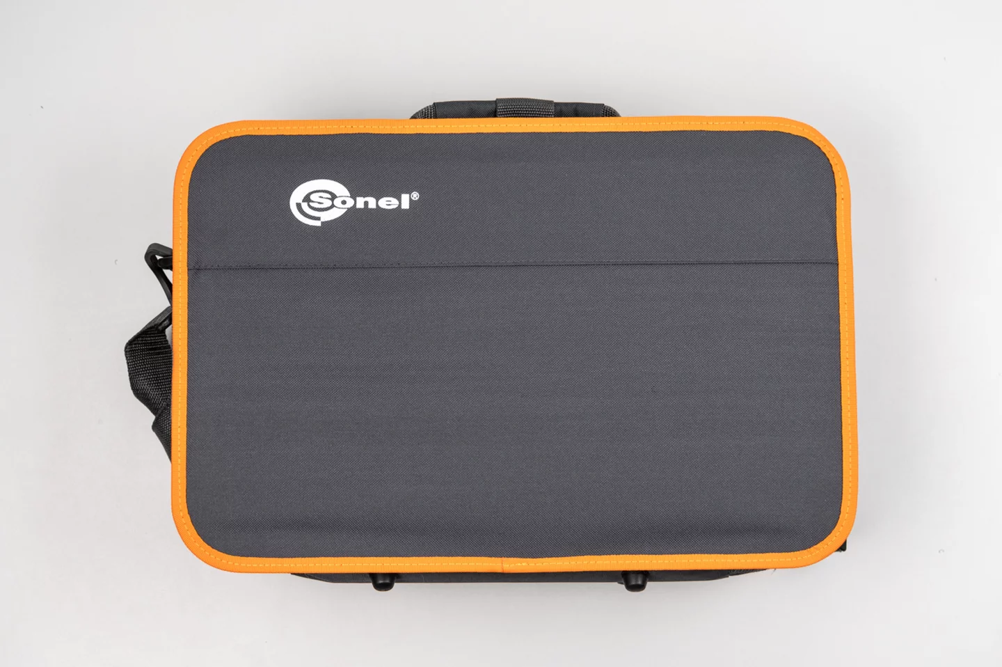 Carrying case  L-2-thumbnail