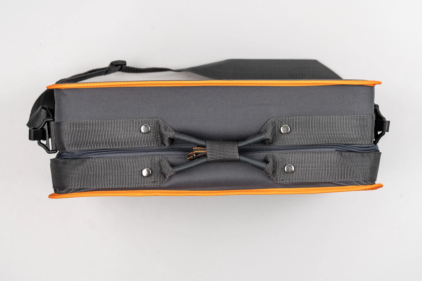 Carrying case L-2-7-thumbnail