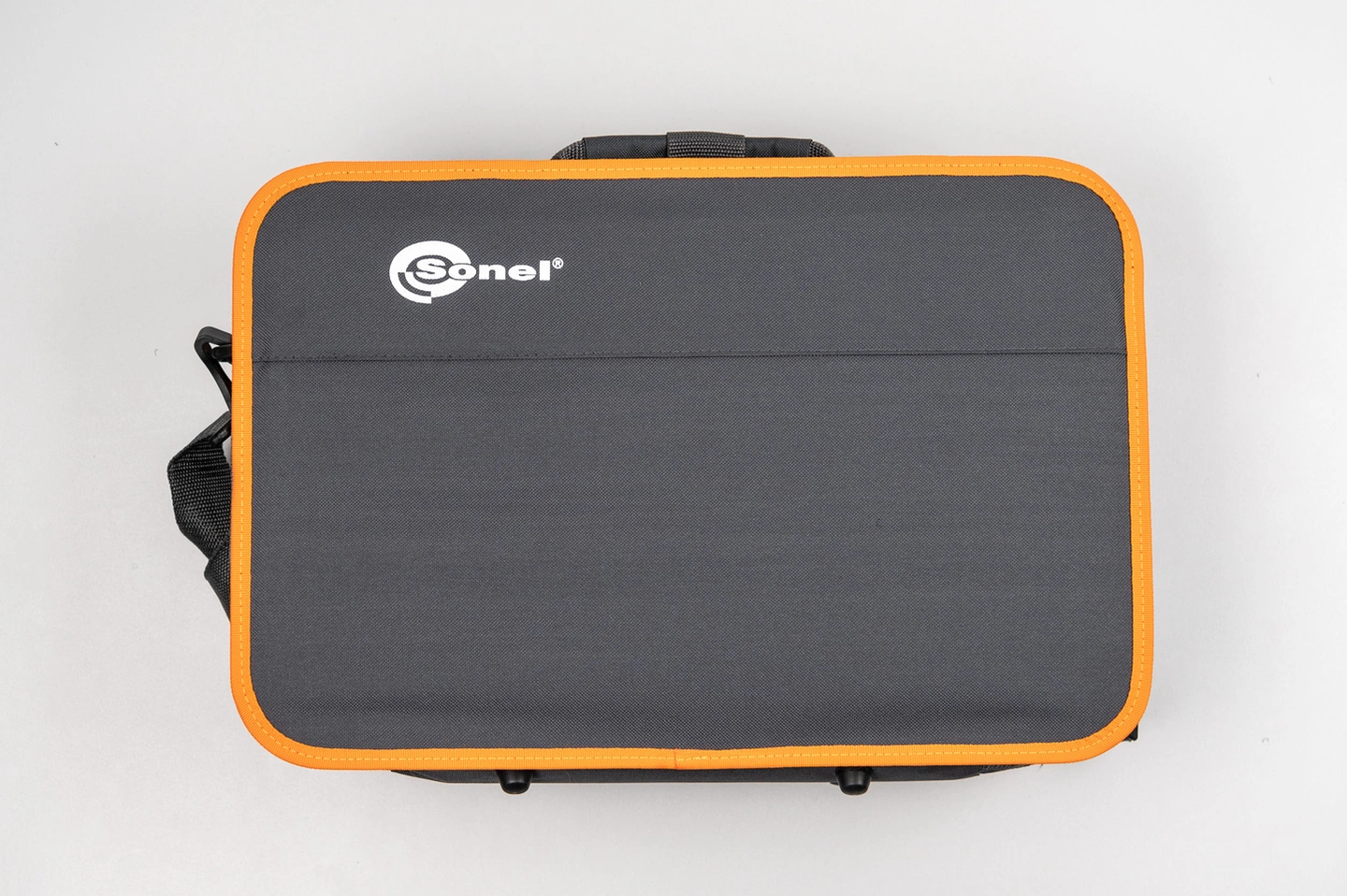 Carrying case L-2-thumbnail