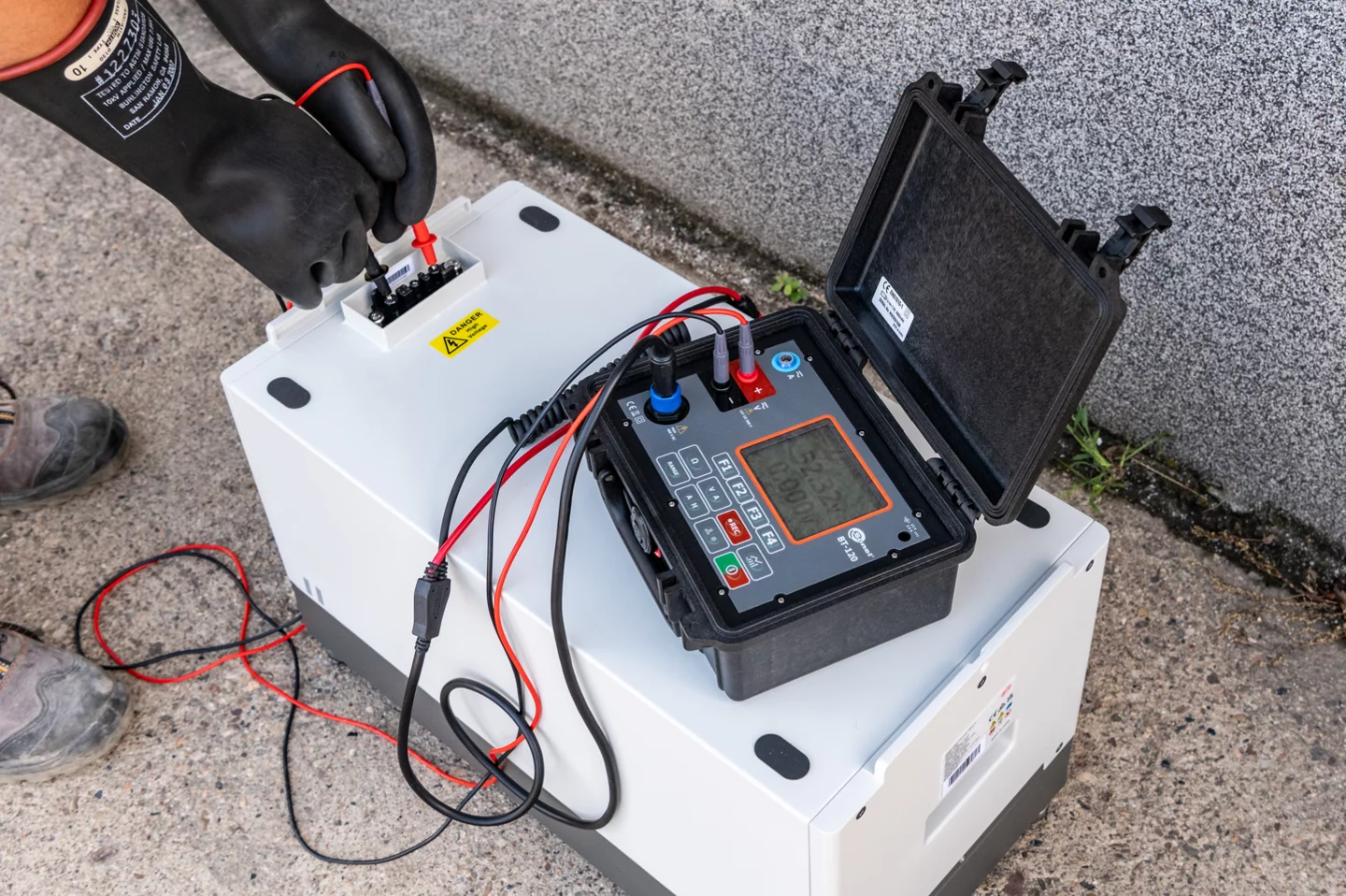 Battery tester BT-120-3-thumbnail