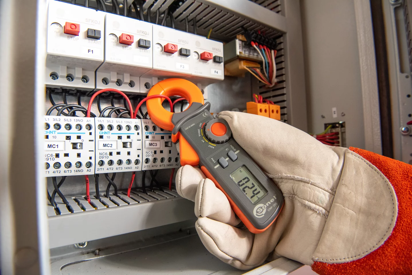 Digital Clamp-on AC Leakage Current Meter CMP-200-2-thumbnail