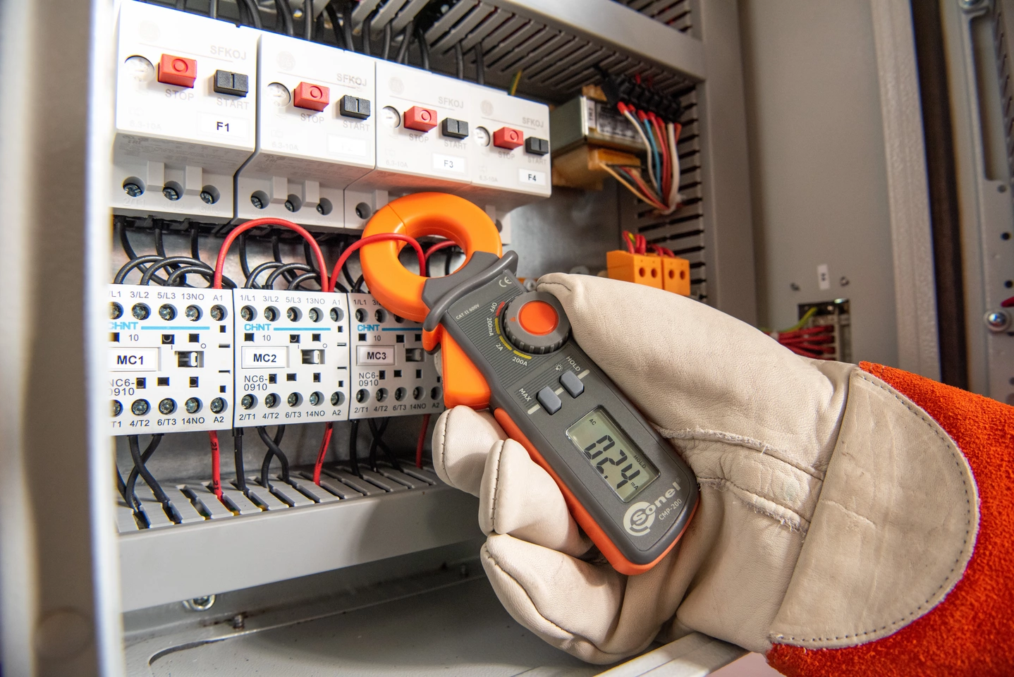 Digital Clamp-on AC Leakage Current Meter CMP-200-2-thumbnail