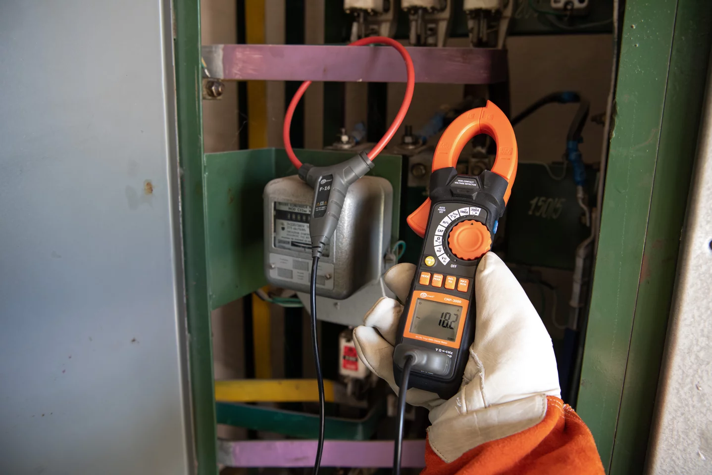 Professional Clamp Meter CMP-3000-9-thumbnail