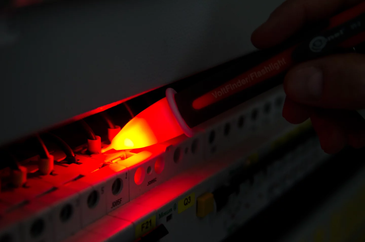 Voltage Detector VT-2-1-thumbnail