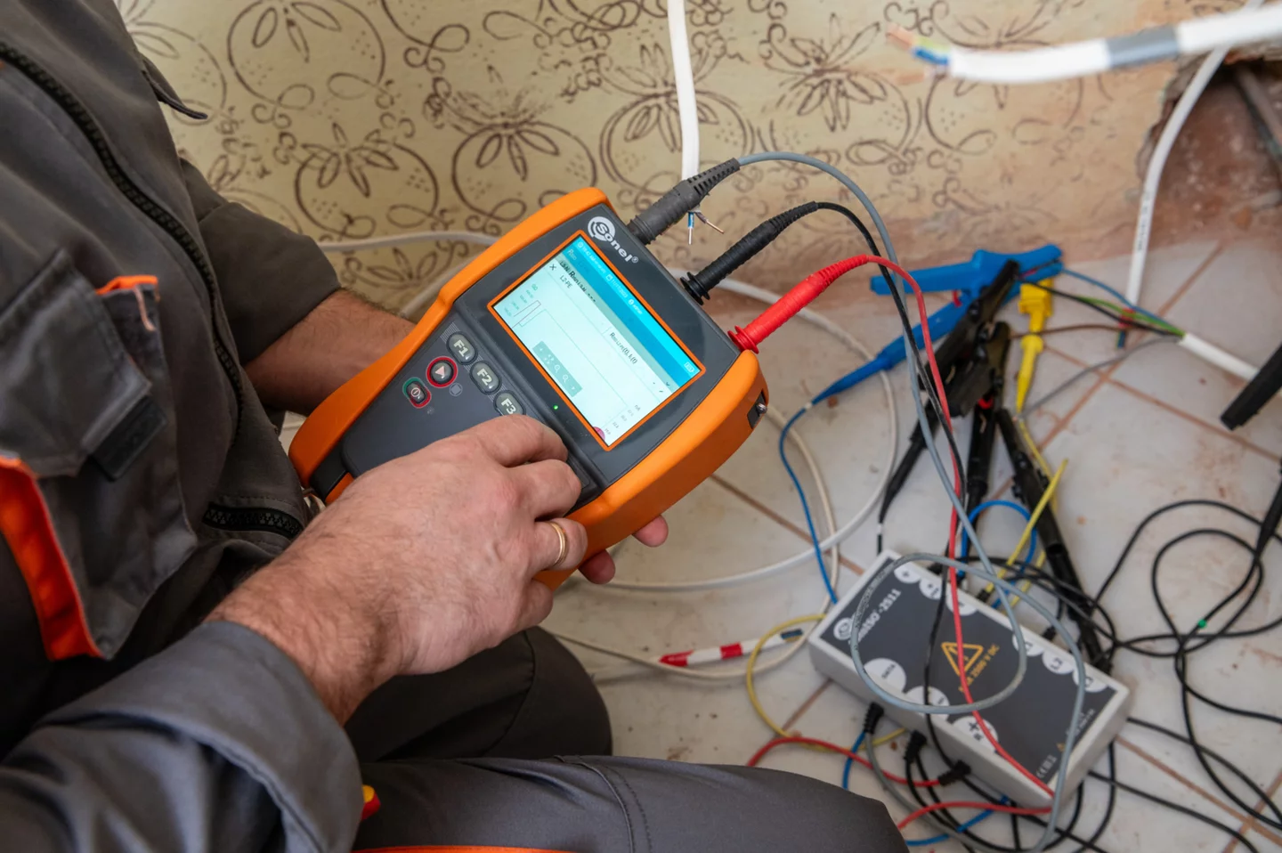 Insulation resistance meter MIC-2511-5-thumbnail