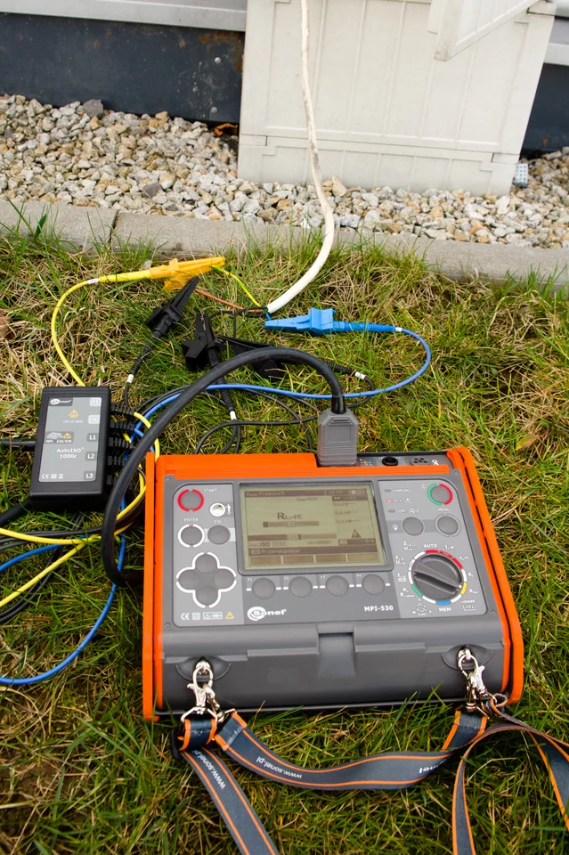 Wielofunkcyjny miernik parametrów instalacji elektrycznych MPI-530-IT-4